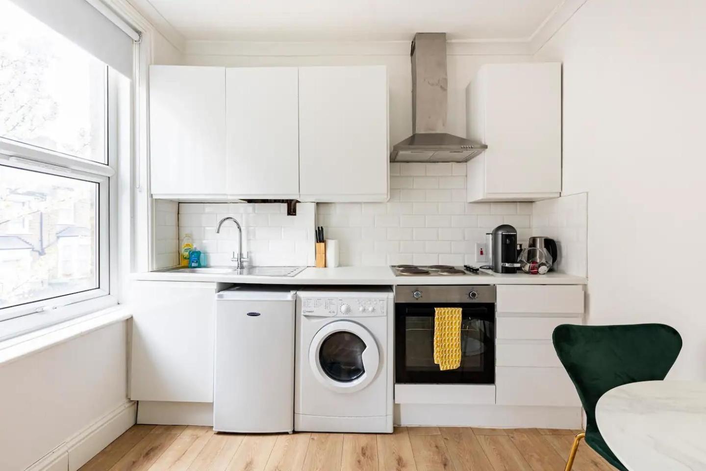 Stylish One Bedroom Apartment In Greater Londres Exterior foto
