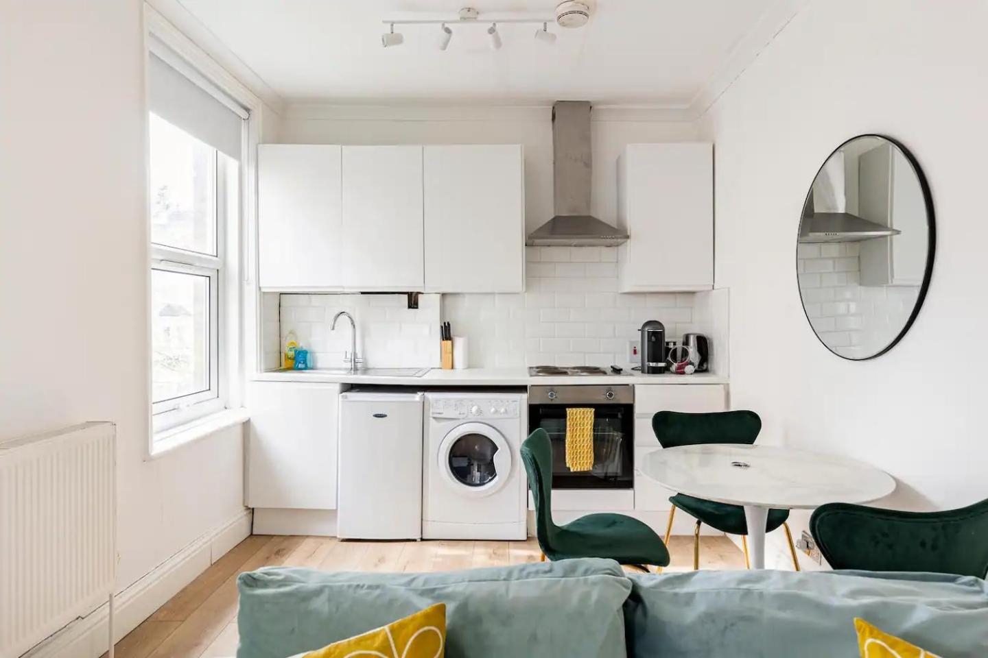 Stylish One Bedroom Apartment In Greater Londres Exterior foto